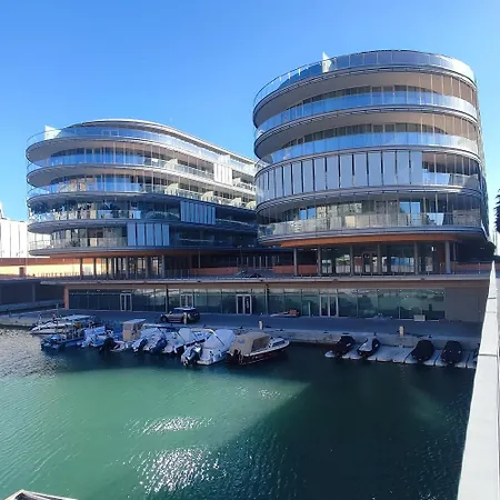 My Waterfront Appartement *